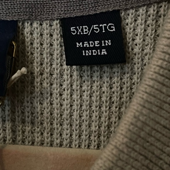 What’s new with tags sweater big and tall five XL - Picture 2 of 2